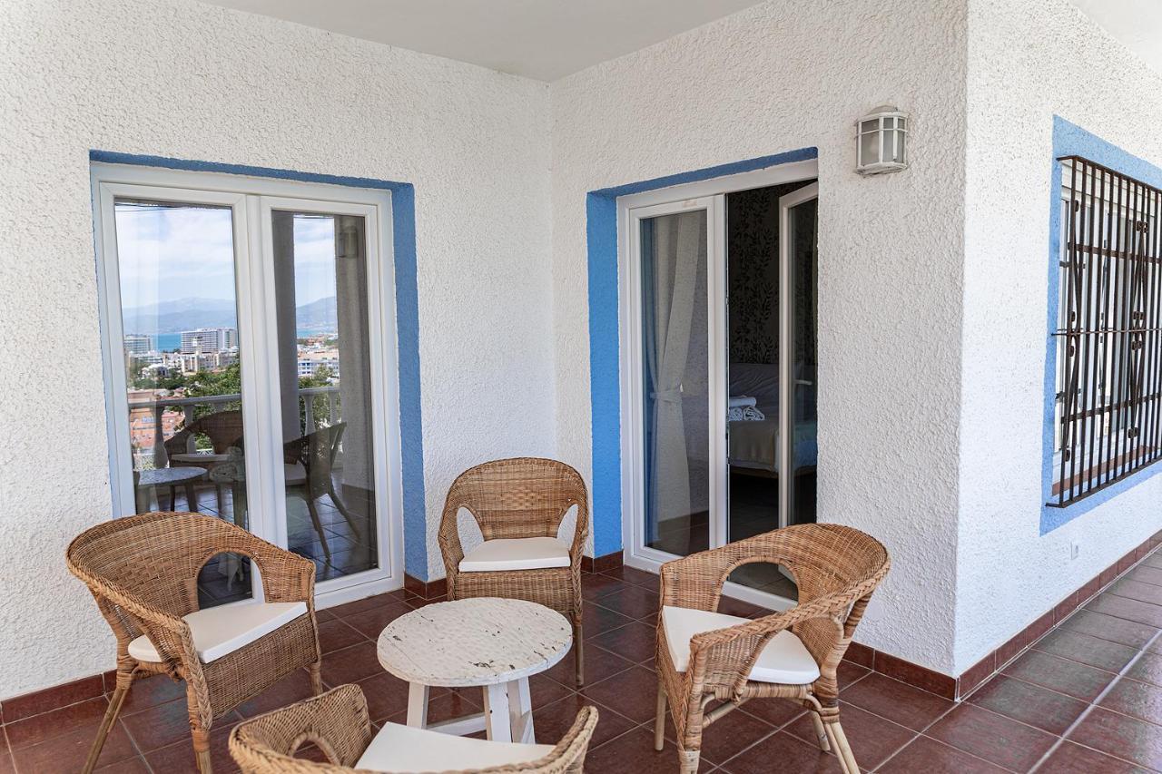 Monko Villa Mieres Torremolinos Eksteriør billede