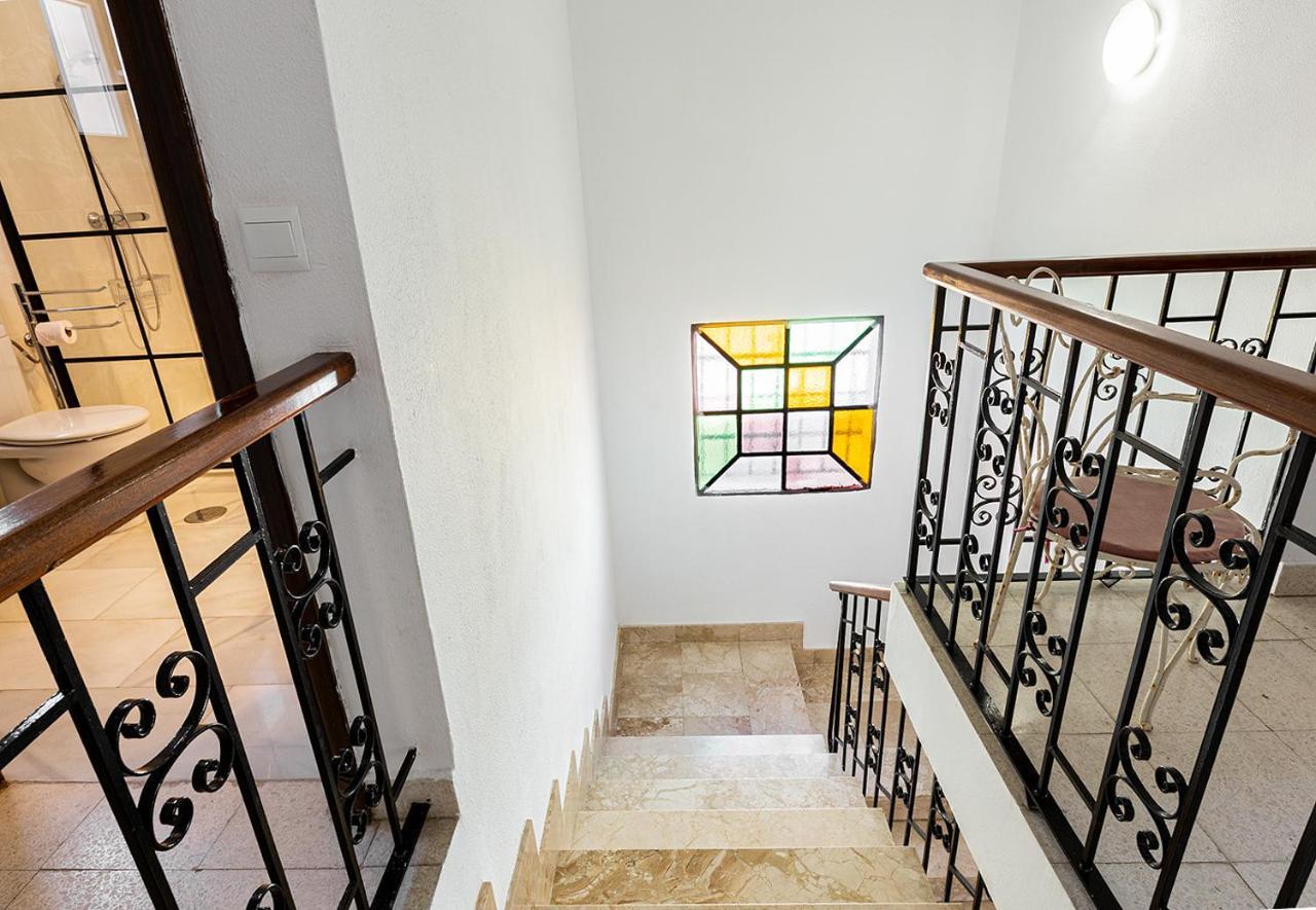 Monko Villa Mieres Torremolinos Eksteriør billede